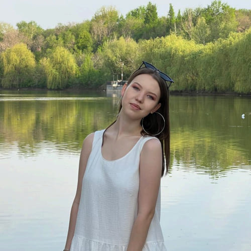 Яна